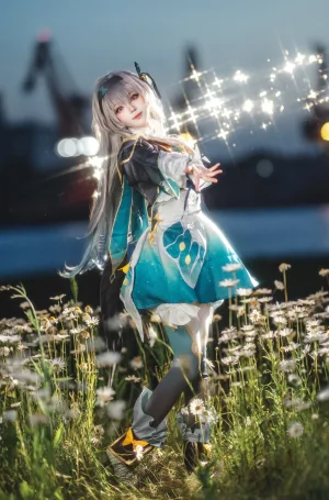 《崩坏 星穹铁道 流萤》｜花柒Hana · 18张写真