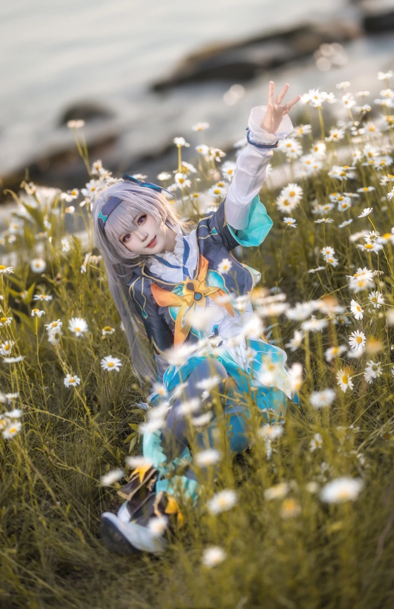 《崩坏 星穹铁道 流萤》｜花柒Hana · 18张写真
