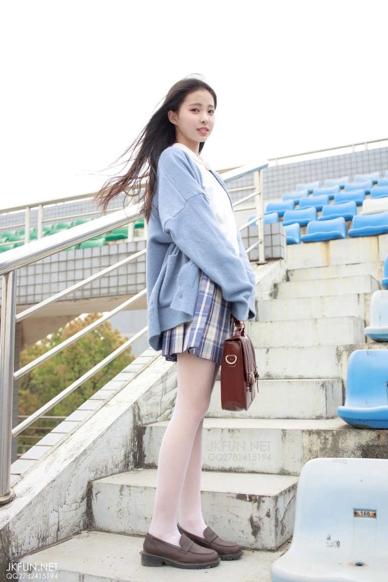 《JKFUN-003 甜米》｜森萝财团 · 150张写真、1 个视频
