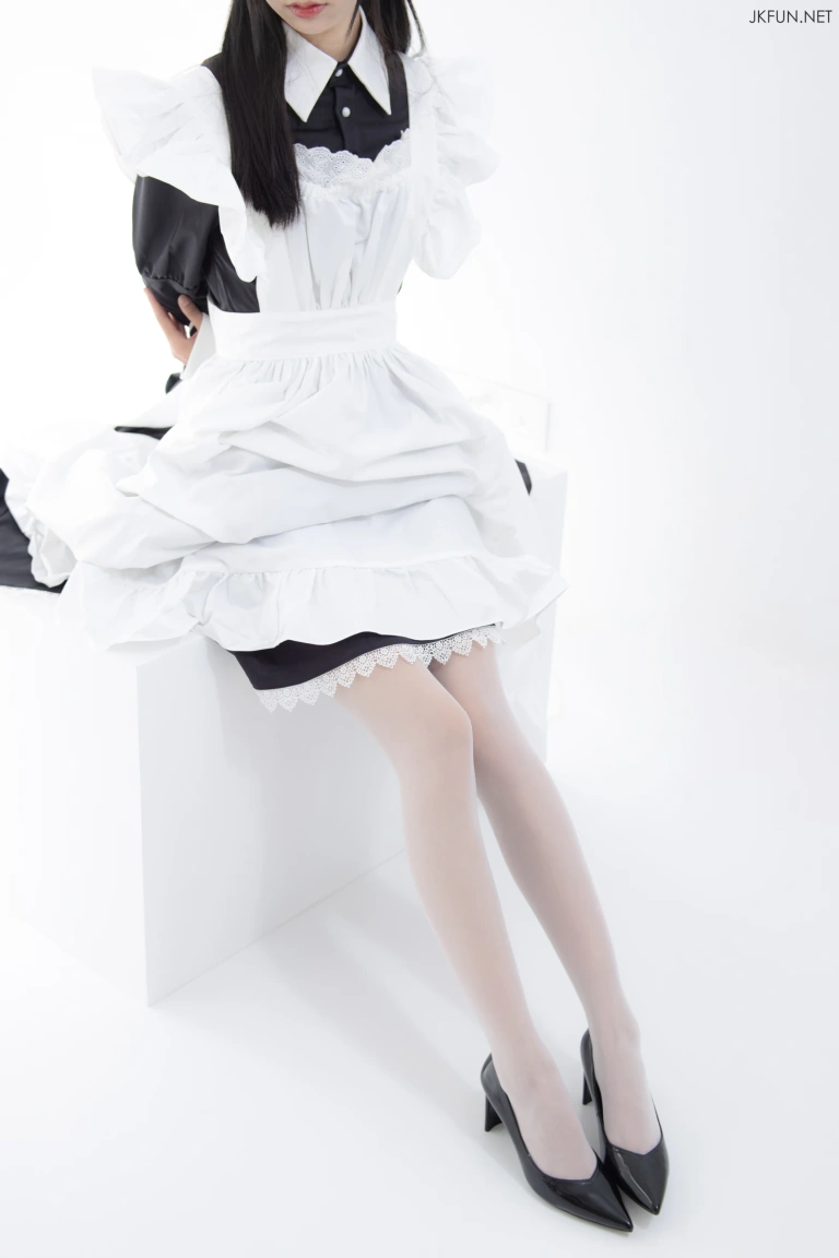 《JKFUN-017 15D超薄白丝 小梓》｜森萝财团 · 127张写真、1 个视频