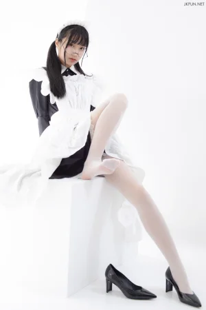 《JKFUN-017 15D超薄白丝 小梓》｜森萝财团 · 127张写真、1 个视频
