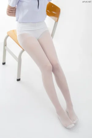 《JKFUN-018 15D超薄白丝 小青》｜森萝财团 · 108张写真、1 个视频