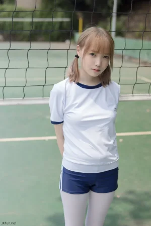 《JKFUN-019 《外景体操服》 80D白丝 Aika》｜森萝财团 · 139张写真、1 个视频