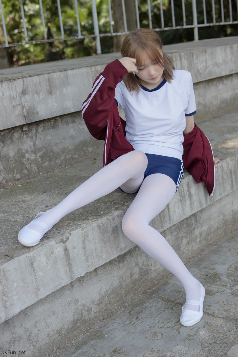 《JKFUN-019 《外景体操服》 80D白丝 Aika》｜森萝财团 · 139张写真、1 个视频