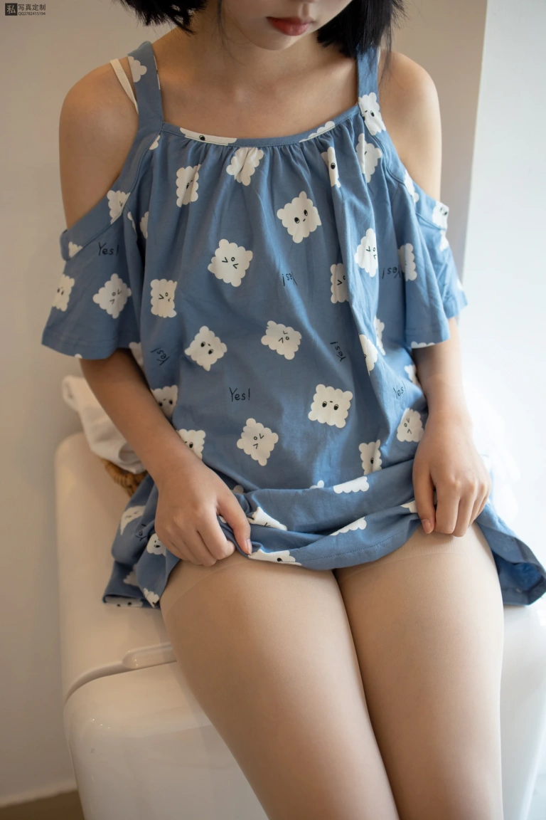 《JKFUN-022 15D肉丝》｜森萝财团 · 106张写真、1 个视频