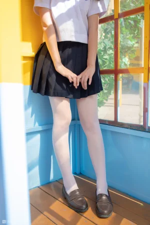 《JKFUN-026 《雪糕游乐园》 15D白丝 默陌》｜森萝财团 · 75张写真、1 个视频