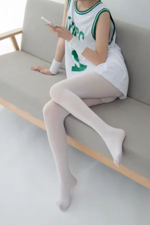 《JKFUN-041 《与篮球无关》80D白丝 卉子》｜森萝财团 · 60张写真、1 个视频