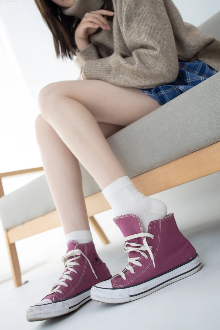 《JKFUN-046 《百圆定制1-3》 短棉袜 Aika》｜森萝财团 · 27张写真、1 个视频