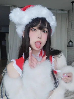 《圣诞特典》｜女主K · 70张写真