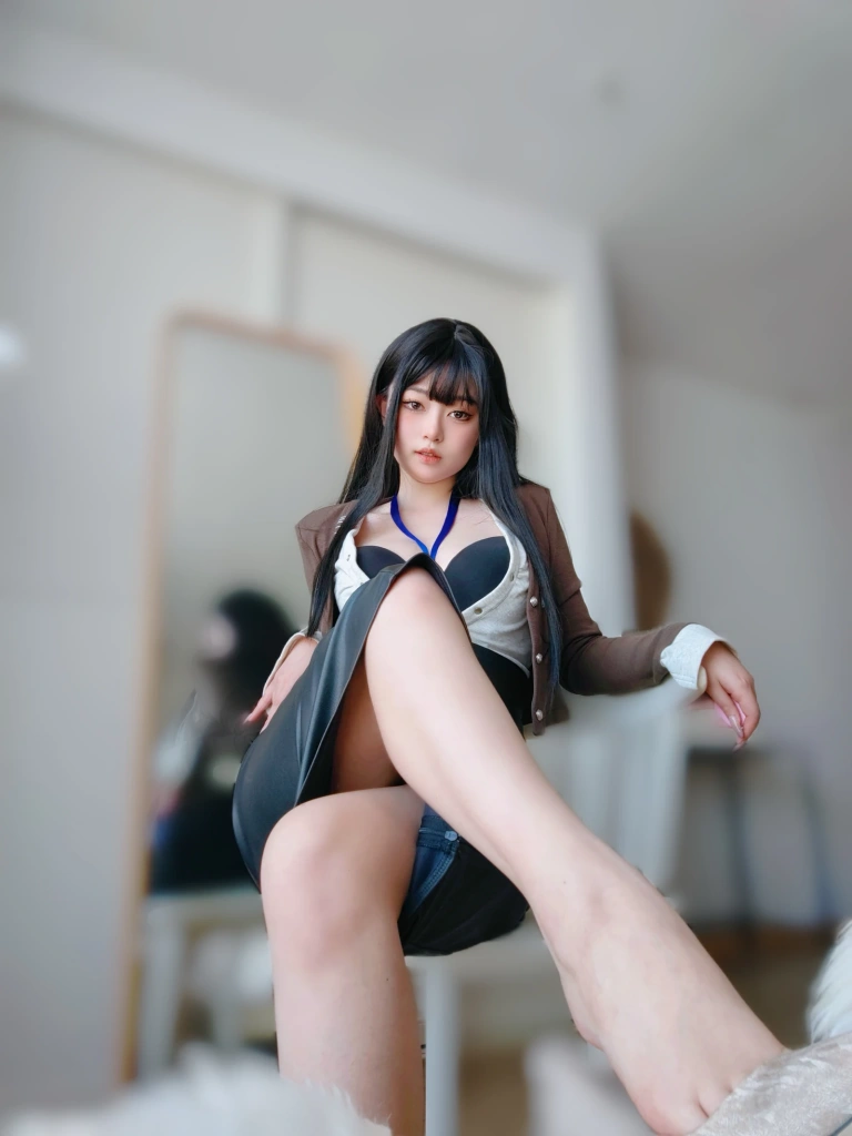 《上司的秘密》｜女主K · 109张写真、1 个视频