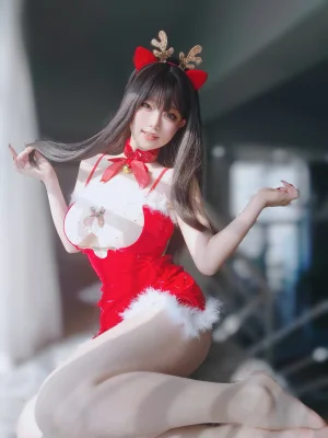 《圣诞麋鹿》｜女主K · 100张写真、1 个视频