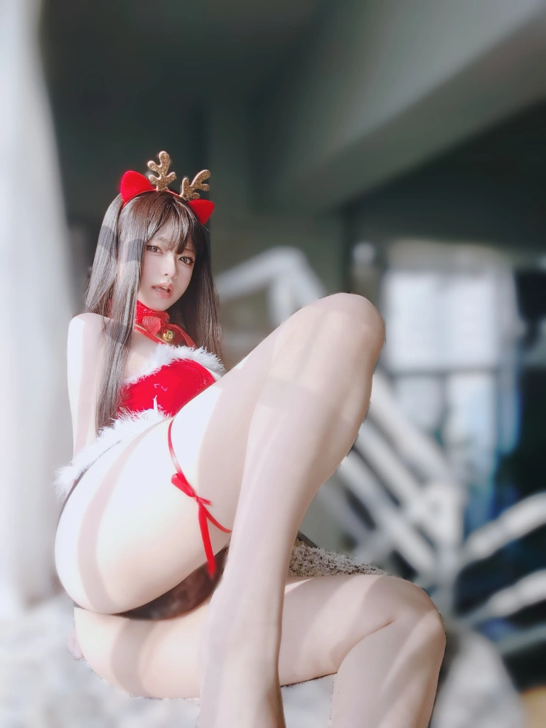 《圣诞麋鹿》｜女主K · 100张写真、1 个视频