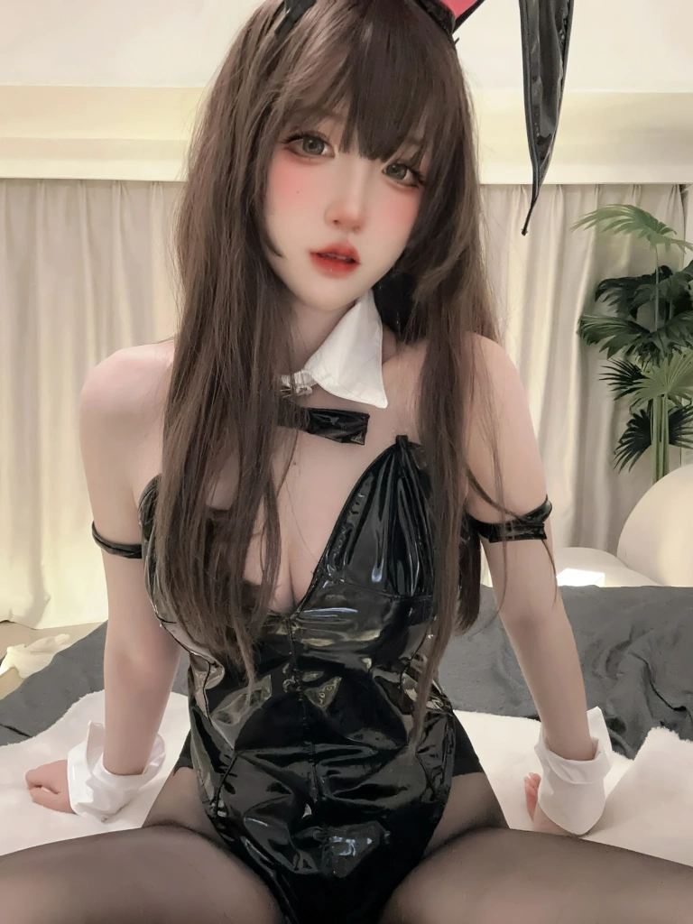 《兔女郎》｜阿薰kaOri · 46张写真、5 个视频