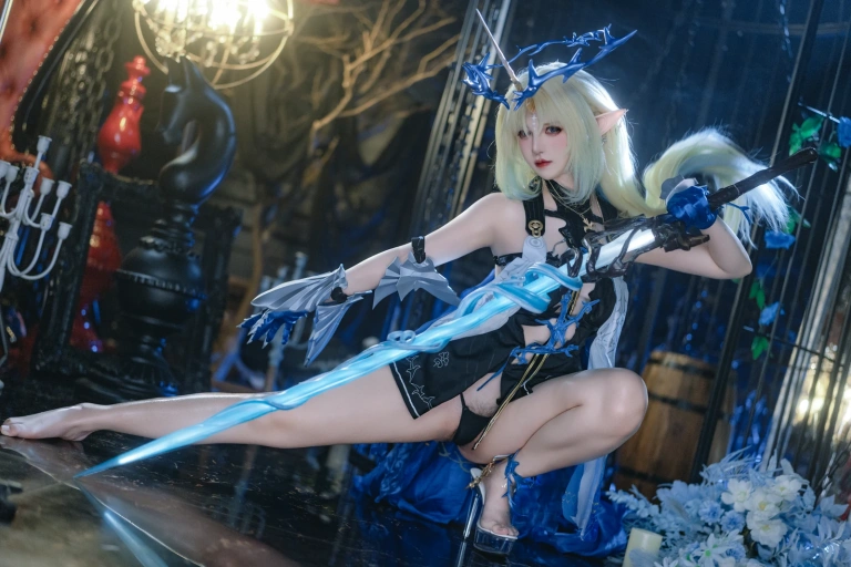 《芙露德莉斯》｜阿薰kaOri · 214张写真、11 个视频