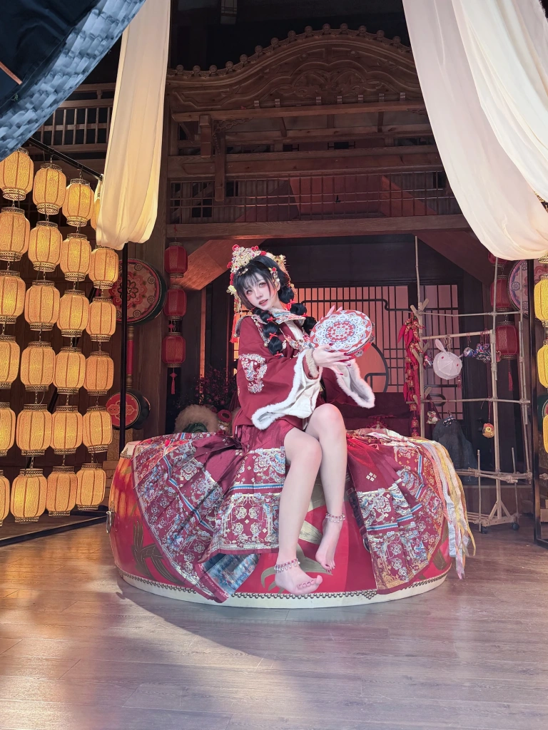 《新年》｜阿薰kaOri · 543张写真、4 个视频