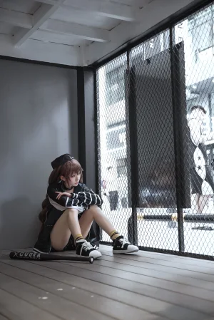 《明日方舟 蛇屠箱》｜Kitaro_绮太郎 · 16张写真