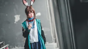 《明日方舟 阿米娅》｜Kitaro_绮太郎 · 17张写真