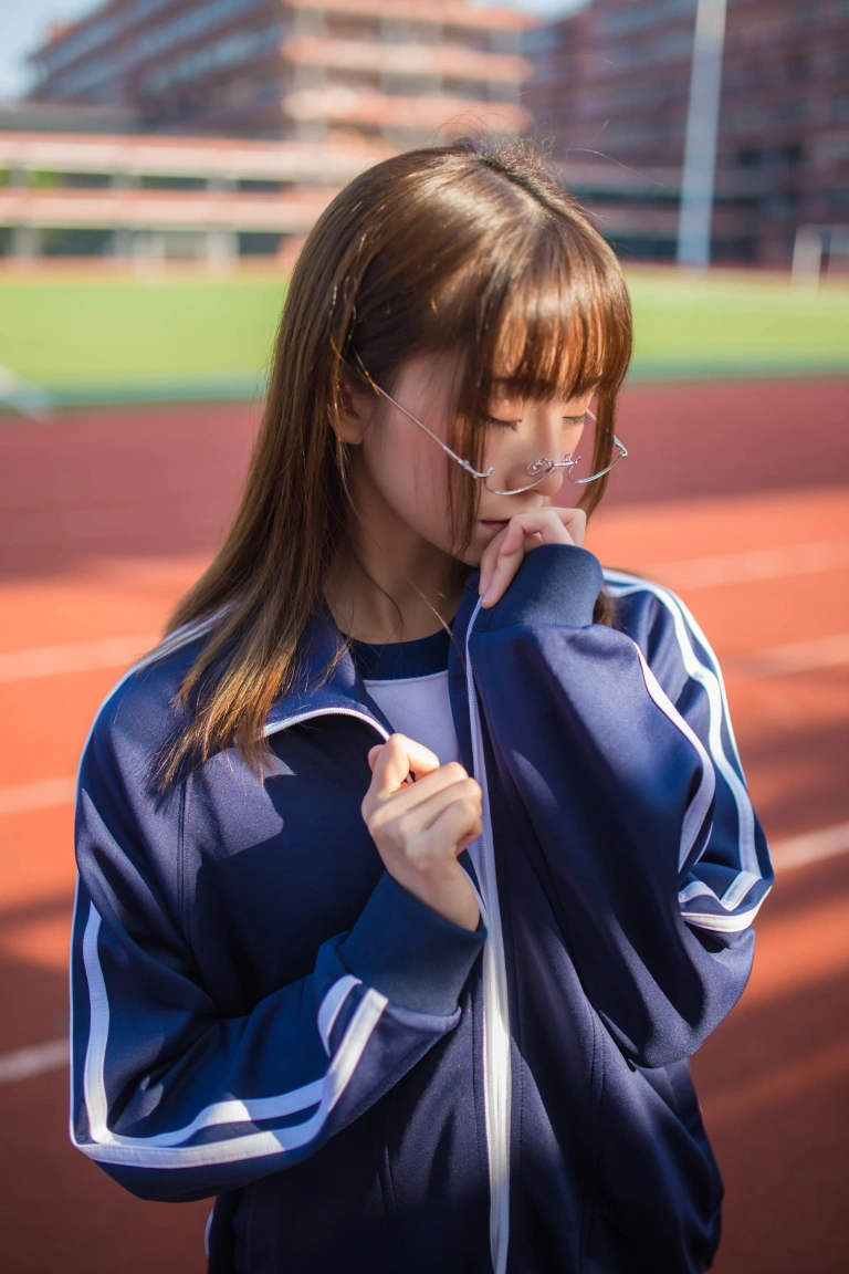 《运动服女孩1》｜Kitaro_绮太郎 · 13张写真