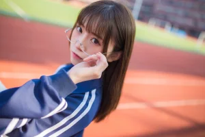 《运动服女孩1》｜Kitaro_绮太郎 · 13张写真