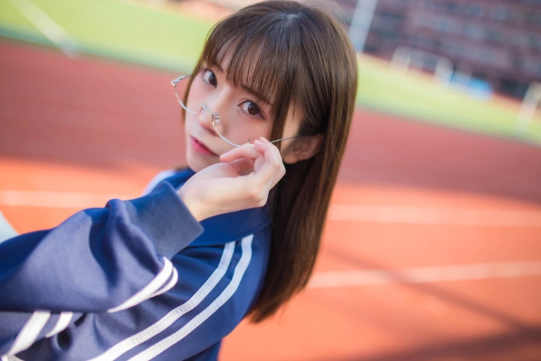 《运动服女孩1》｜Kitaro_绮太郎 · 13张写真