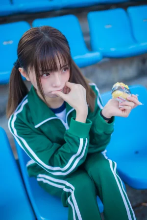 《运动服女孩3》｜Kitaro_绮太郎 · 18张写真
