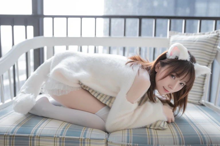 《白喵女友》｜Kitaro_绮太郎 · 41张写真