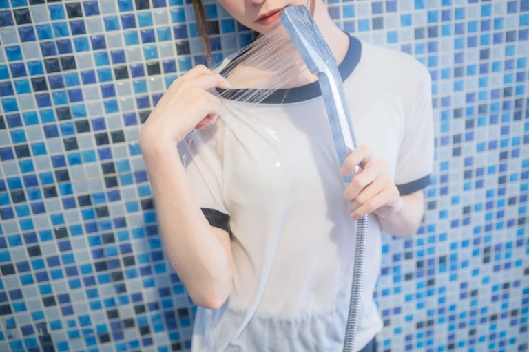 《湿身体操服》｜Kitaro_绮太郎 · 45张写真