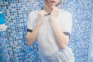 《湿身体操服》｜Kitaro_绮太郎 · 45张写真