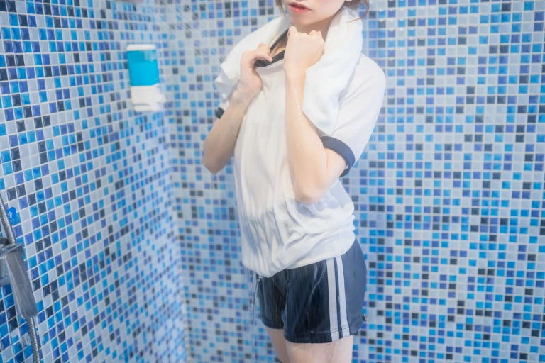 《湿身体操服》｜Kitaro_绮太郎 · 45张写真