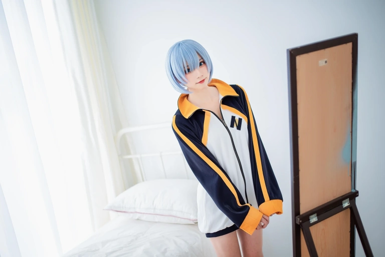 《蕾姆运动服》｜Kitaro_绮太郎 · 18张写真