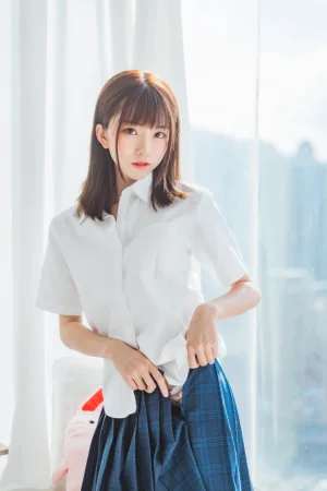 《放課後の少女》｜Kitaro_绮太郎 · 30张写真
