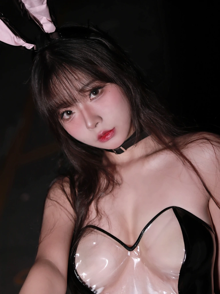 《雨中透明兔女郎》｜Kokuhui(yuuhui玉汇) · 35张写真