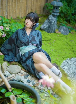 《中庭之妻》｜Kokuhui(yuuhui玉汇) · 117张写真、3 个视频