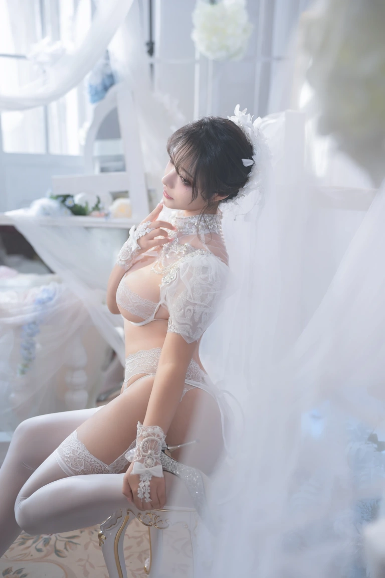 《520特辑 新婚的妻子》｜Kokuhui(yuuhui玉汇) · 127张写真、2 个视频