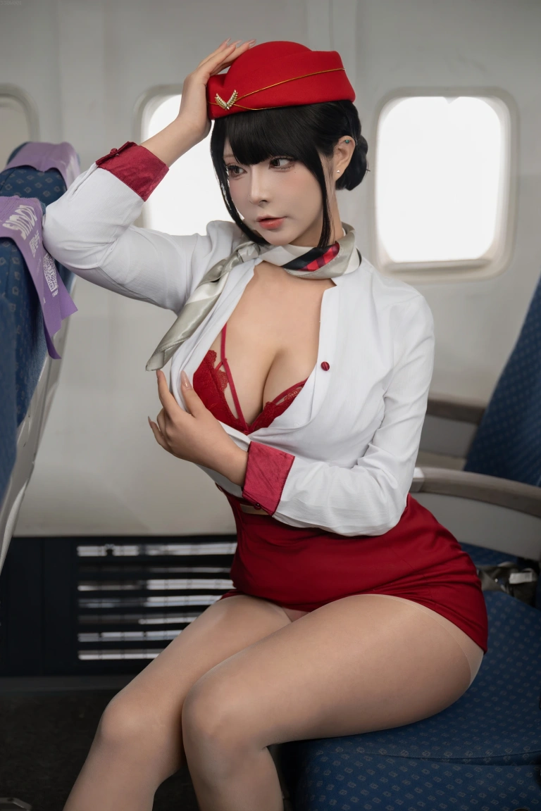 《升舱服务》｜Kokuhui(yuuhui玉汇) · 128张写真、2 个视频