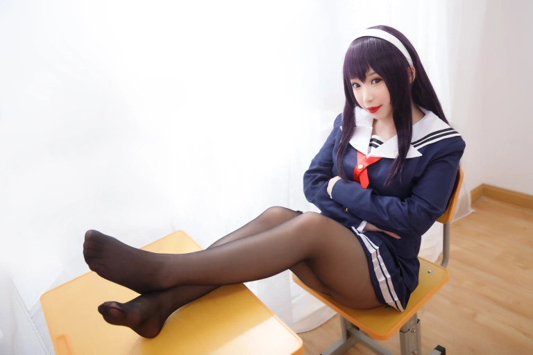 《胡桃 NO.001 – 学姐》｜胡桃Kurumi · 187张写真、5 个视频