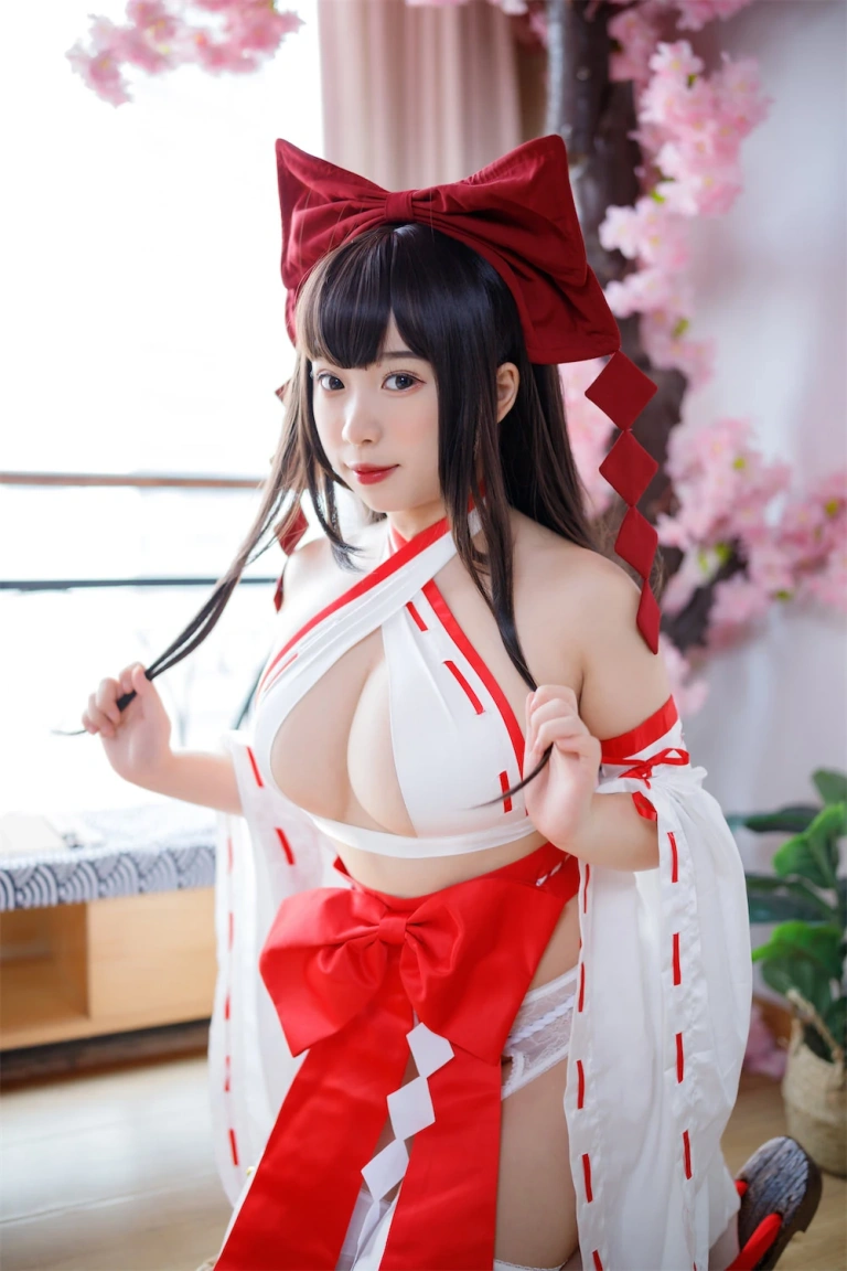 《胡桃 NO.008 – 欲望神社巫女》｜胡桃Kurumi · 61张写真、4 个视频