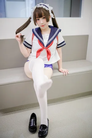 《胡桃 NO.031 – 电车痴女》｜胡桃Kurumi · 152张写真