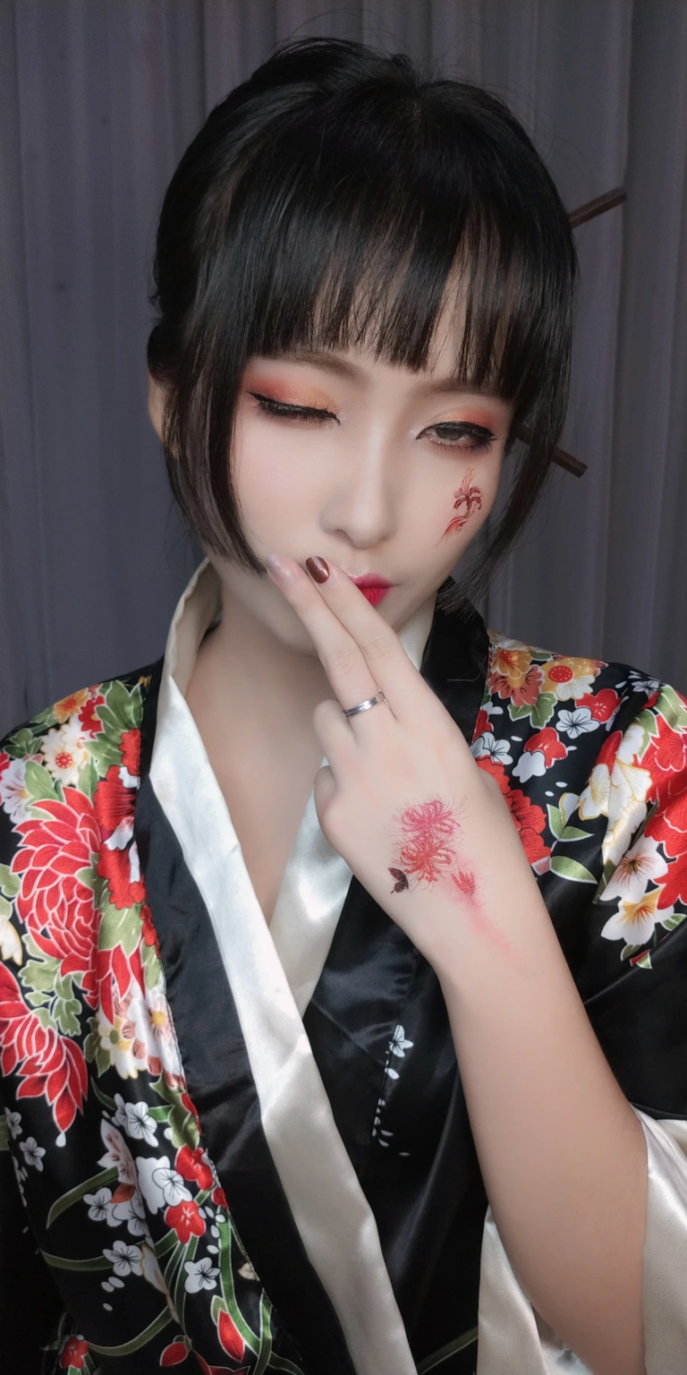 《歌舞伎》｜洛璃LoLiSAMA · 92张写真、10 个视频