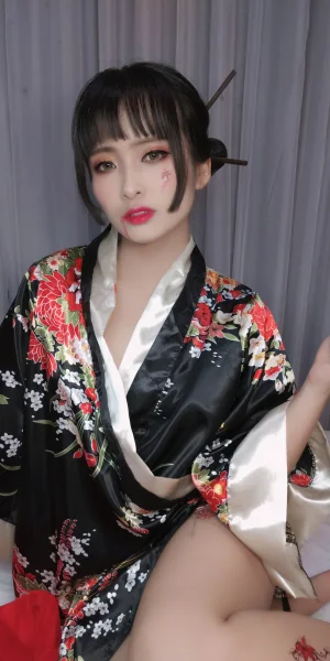 《歌舞伎》｜洛璃LoLiSAMA · 92张写真、10 个视频