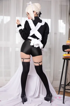 《BX女仆》｜洛璃LoLiSAMA · 40张写真