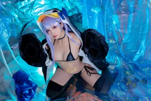 《水着莉莉丝》｜洛璃LoLiSAMA · 32张写真