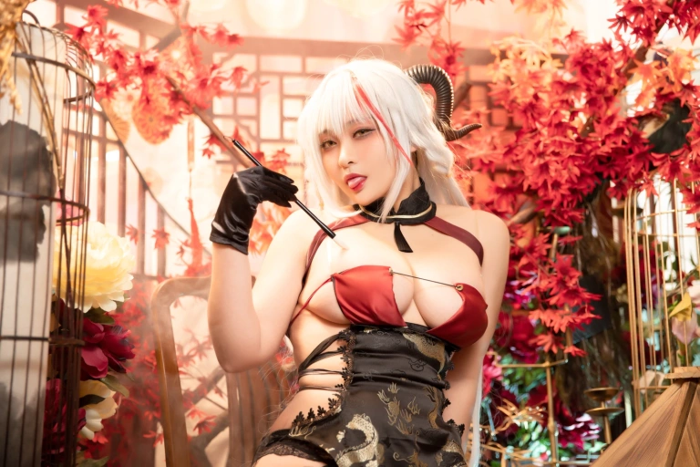 《埃吉尔旗袍 金龙腾祥云》｜洛璃LoLiSAMA · 65张写真