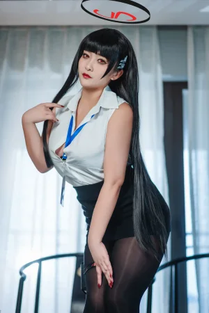 《蔚蓝档案 莉音》｜洛璃LoLiSAMA · 72张写真、1 个视频