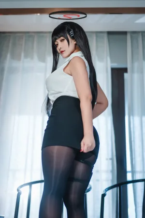 《蔚蓝档案 莉音》｜洛璃LoLiSAMA · 72张写真、1 个视频