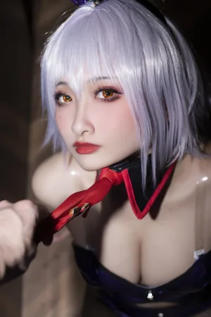 《FGO 黑贞兔子》｜洛璃LoLiSAMA · 42张写真、1 个视频