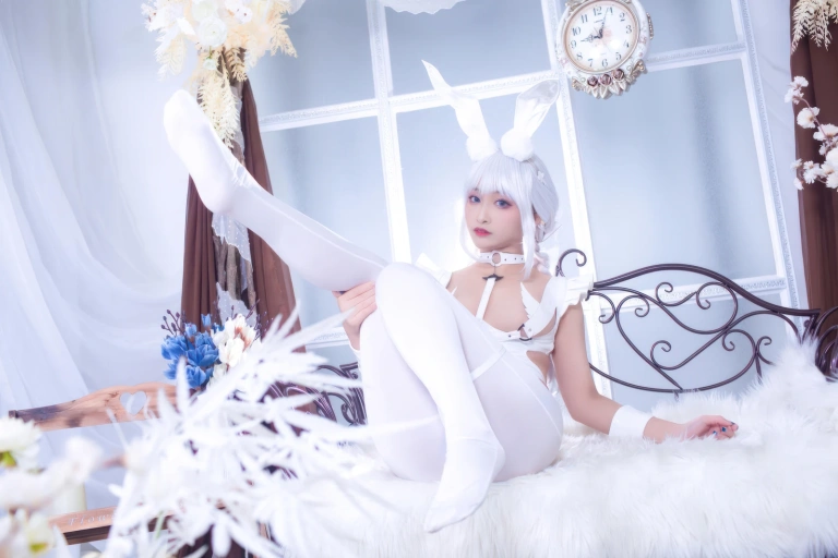 《碧蓝航线 恶毒白兔》｜洛璃LoLiSAMA · 51张写真