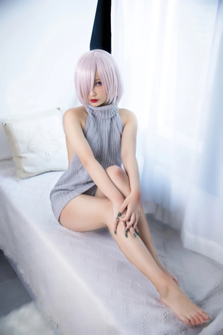 《玛修露背毛衣》｜洛璃LoLiSAMA · 23张写真