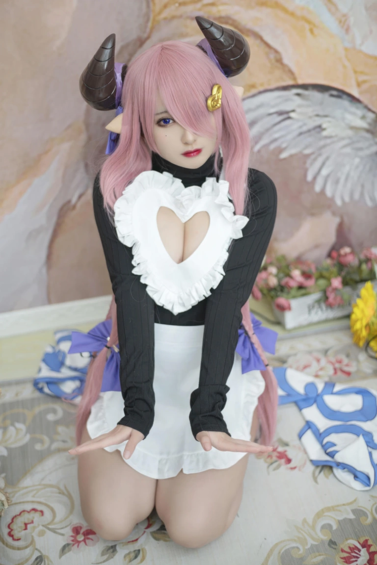《碧蓝幻想 娜露梅亚女仆》｜洛璃LoLiSAMA · 37张写真