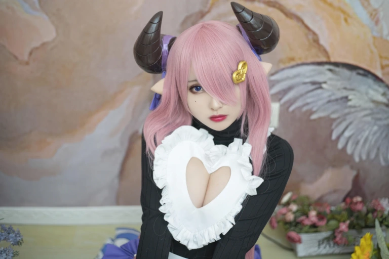 《碧蓝幻想 娜露梅亚女仆》｜洛璃LoLiSAMA · 37张写真